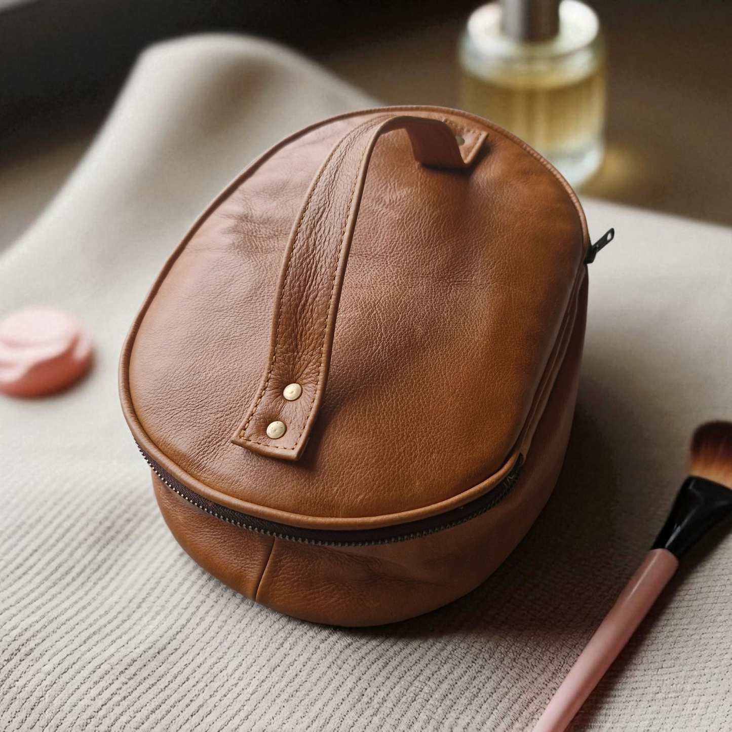 Riverstone Carry-All | Leather Vanity & Cosmetics Case